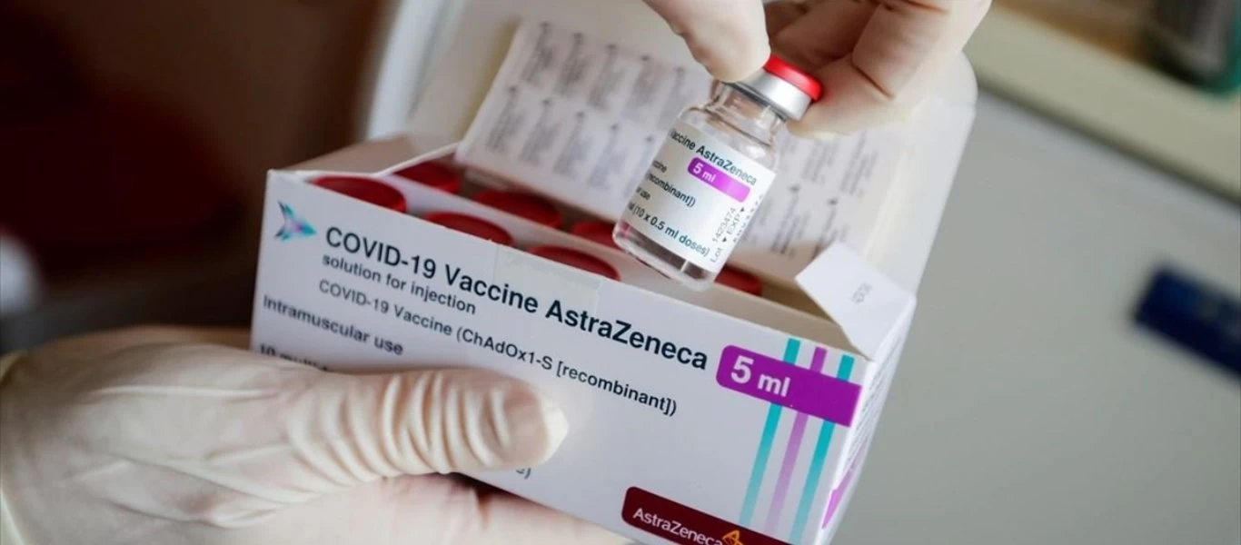 Ισπανία: Θα συνεχίσει να εμβολιάζει τους 60-65 ετών με το εμβόλιο της AstraZeneca